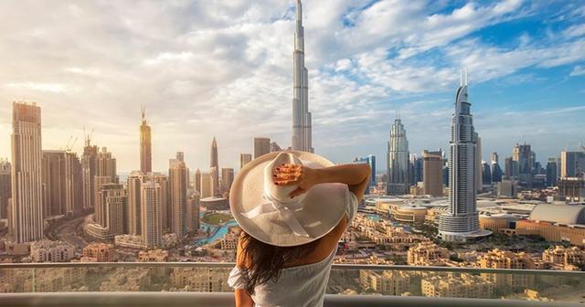 What is the Monthly Cost of Living in Dubai?